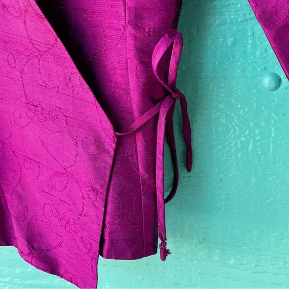 Purple Silk Wrap Surplice Career Blouse Embroidered Size 8 - Picture 6 of 7